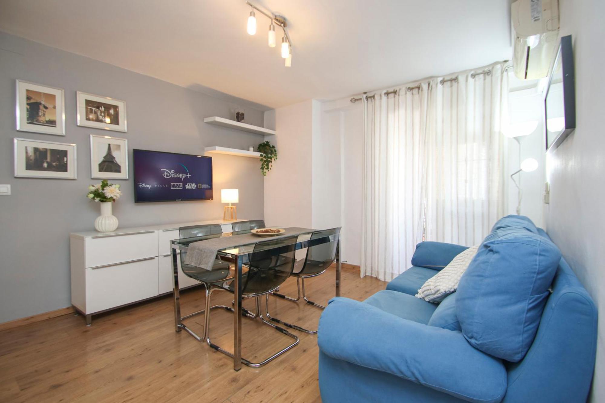 Spacious 2 Bedroom Apt In The Heart Of Triana Seville Exterior photo
