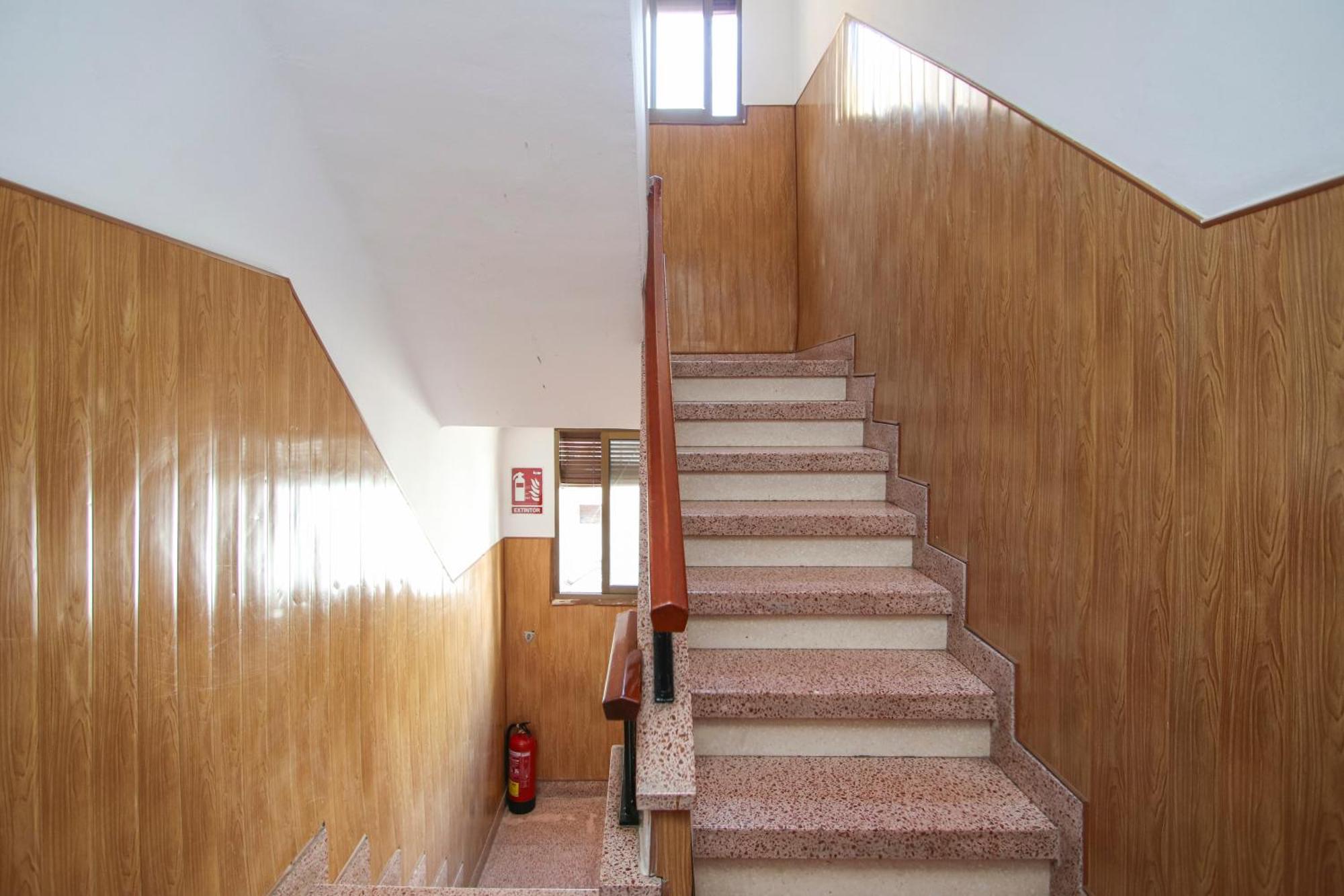 Spacious 2 Bedroom Apt In The Heart Of Triana Seville Exterior photo
